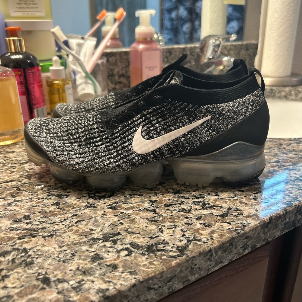 Wmns Air VaporMax Flyknit 3
'Oreo' (9.5W)